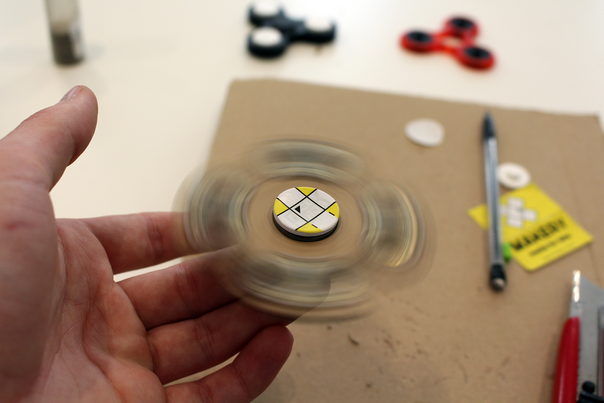 Сверление отверстия в центре платы